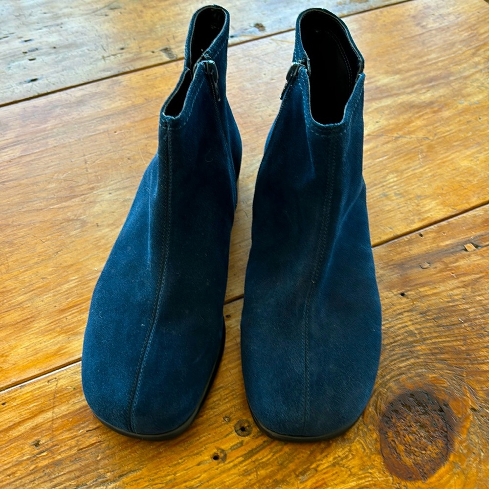 Aerosoles blue Suede booties